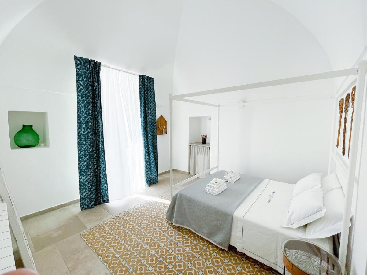 Отель Trullo San Vincenzo Con Piscina Монополи Экстерьер фото